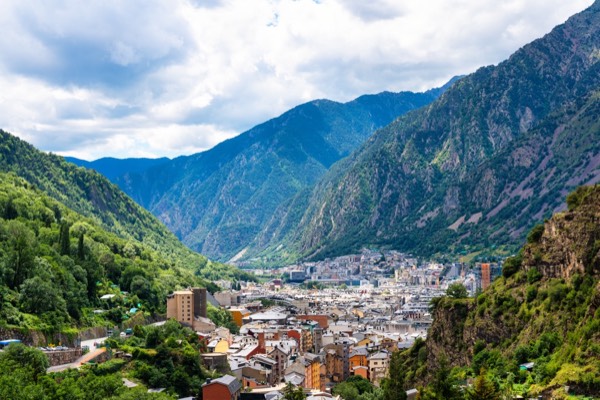 Four nights in Andorra: snow, valleys, and the same coach travel photo