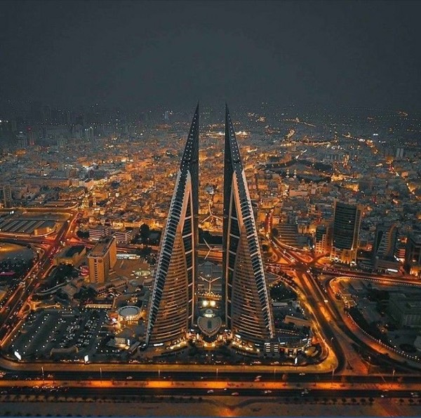 Causeway Friday or a Doha hop: who shares the Manama hotel? travel photo