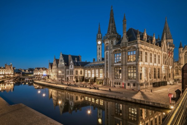 One kitchen, three cities: who shares Belgium with you? travel photo