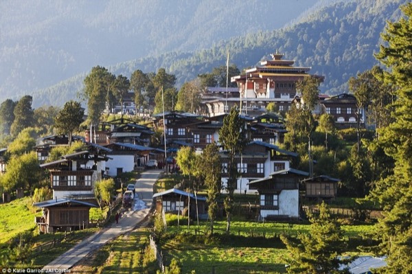 Who splits the licensed guide when you go to Bhutan? travel photo