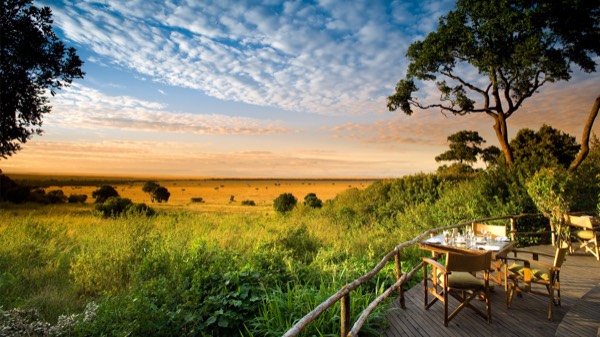 Mara jeep or Diani: who already shares your start morning? travel photo